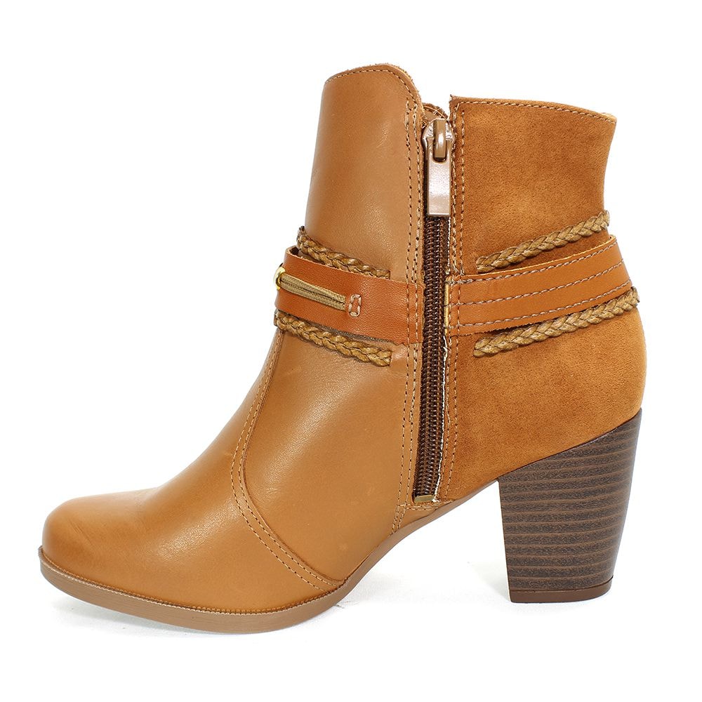 bota dakota camurça