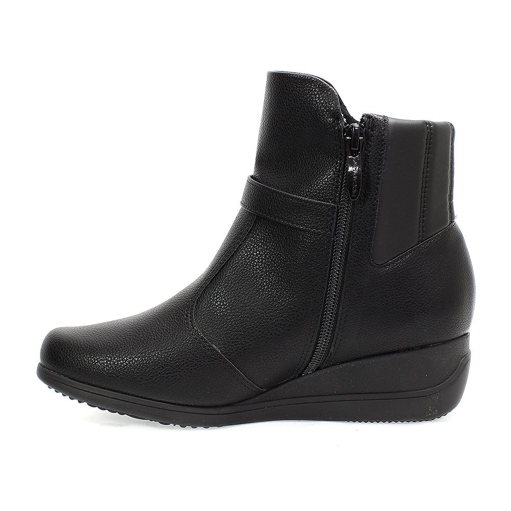 bota preta piccadilly